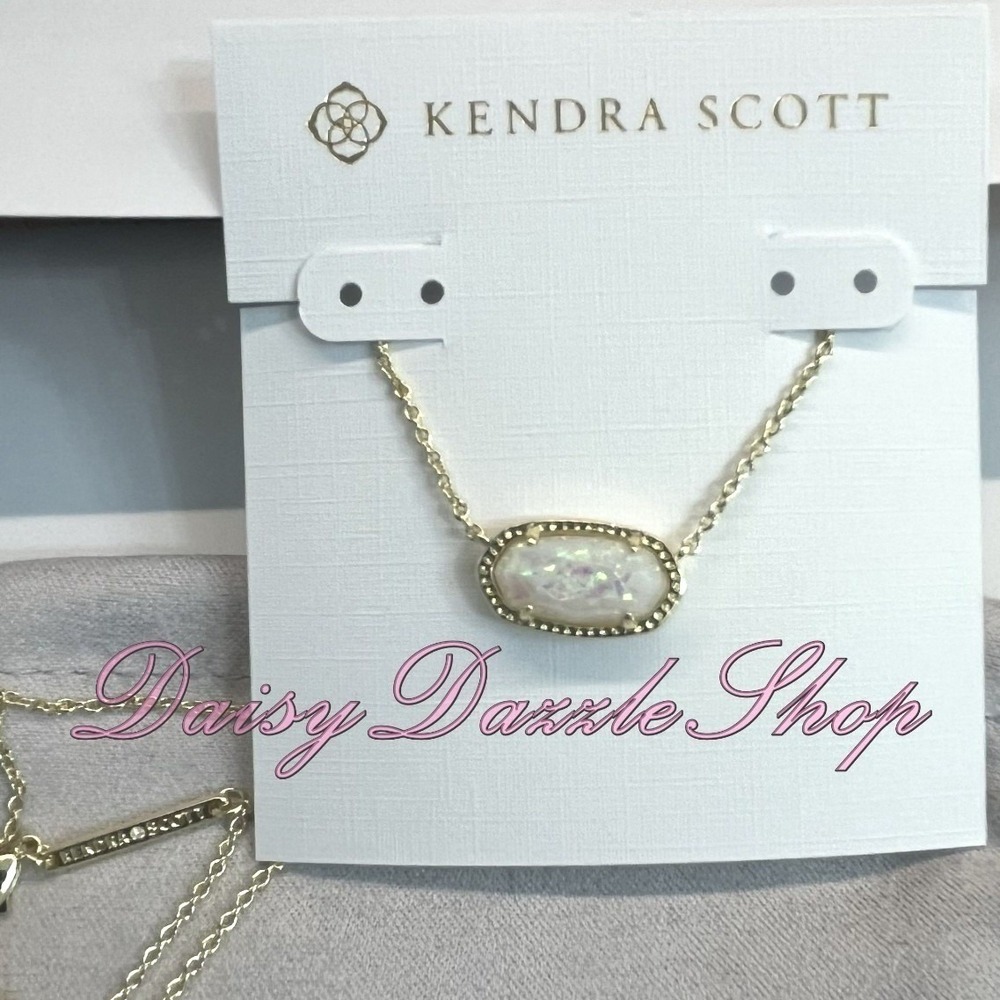✨New Kendra Scott Elisa Gold Plated Pendant Necklace in White Opal ✨